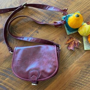 Saddle bag crossbody purse